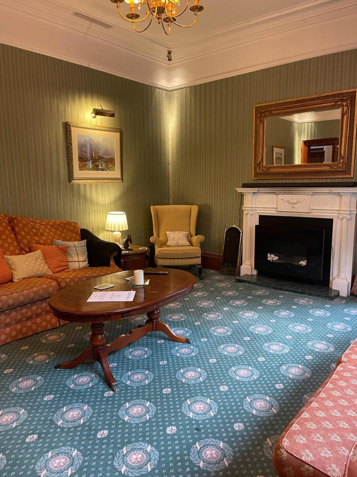Grantown-on-Spey Ravenscourt House, Guest House מראה חיצוני תמונה