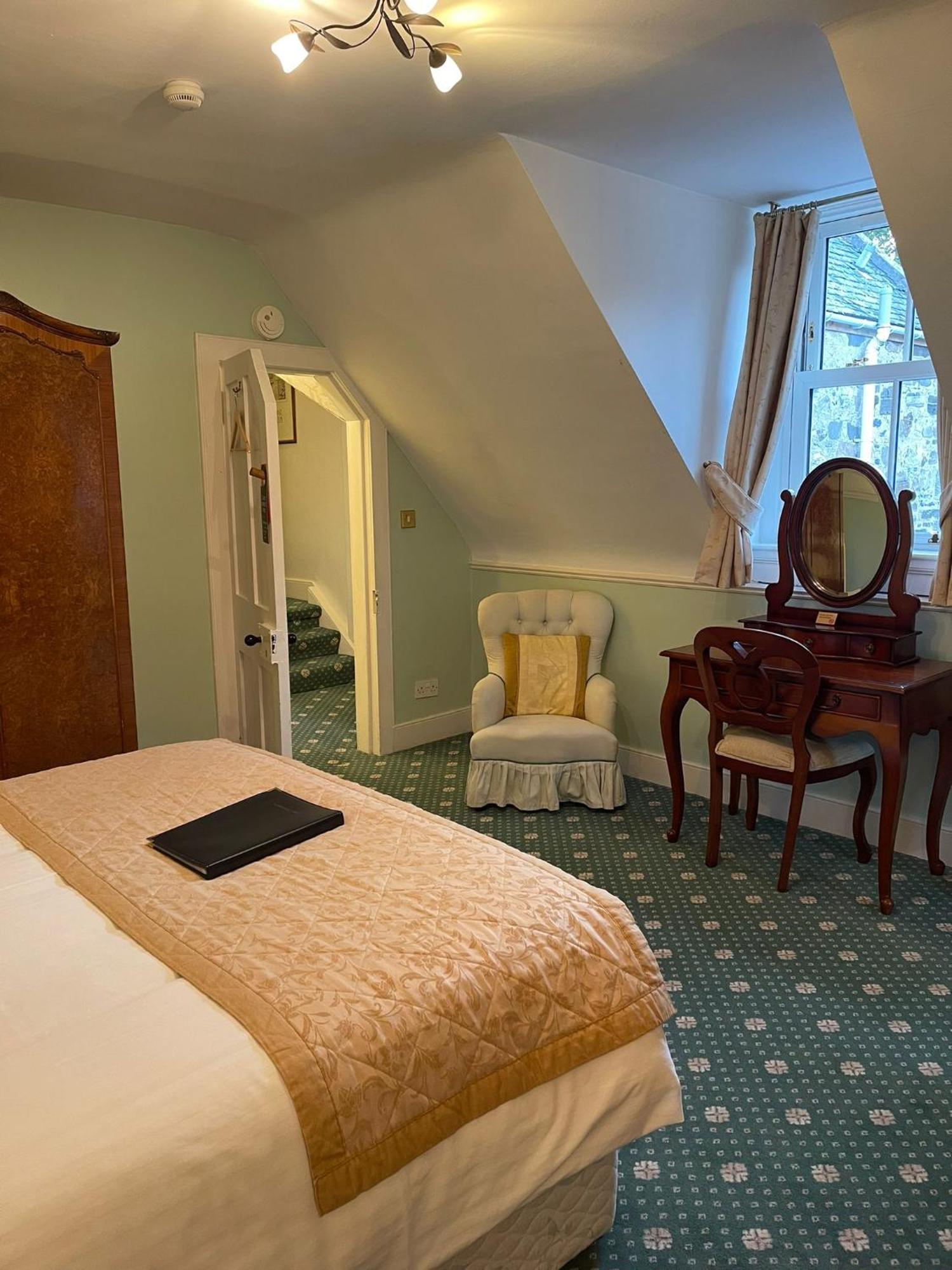 Grantown-on-Spey Ravenscourt House, Guest House חדר תמונה