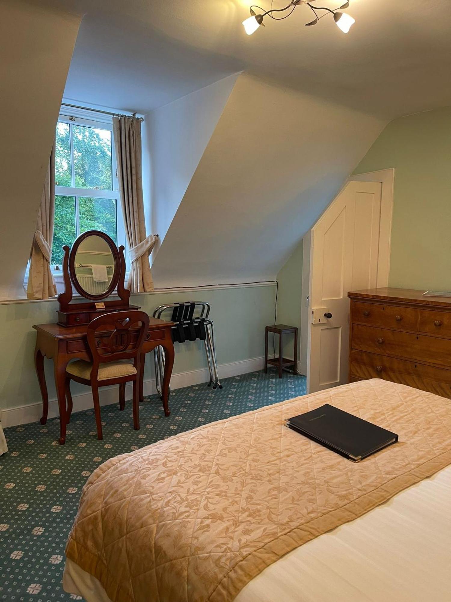 Grantown-on-Spey Ravenscourt House, Guest House חדר תמונה