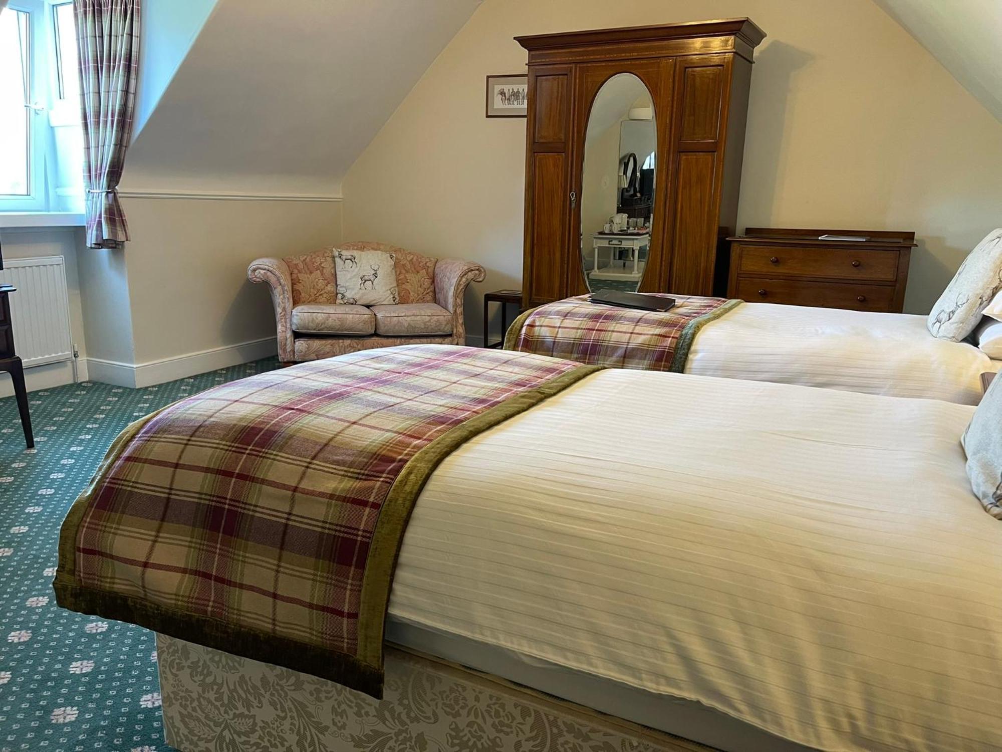 Grantown-on-Spey Ravenscourt House, Guest House מראה חיצוני תמונה