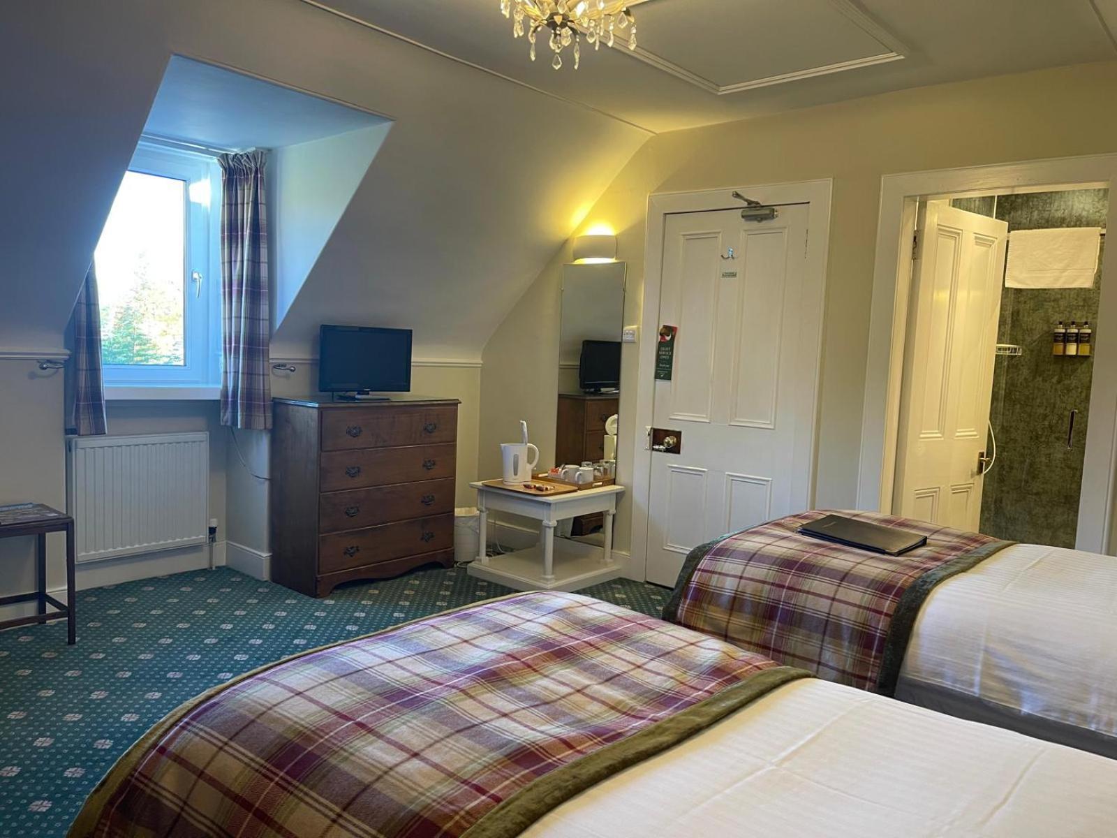 Grantown-on-Spey Ravenscourt House, Guest House מראה חיצוני תמונה