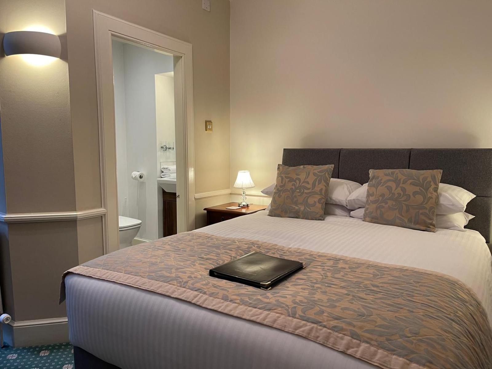 Grantown-on-Spey Ravenscourt House, Guest House מראה חיצוני תמונה