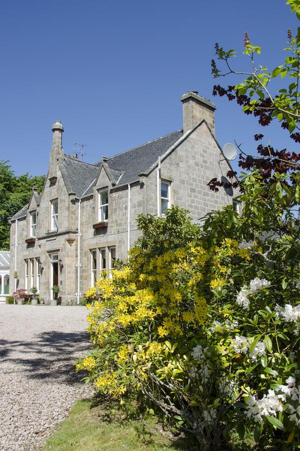 Grantown-on-Spey Ravenscourt House, Guest House מראה חיצוני תמונה