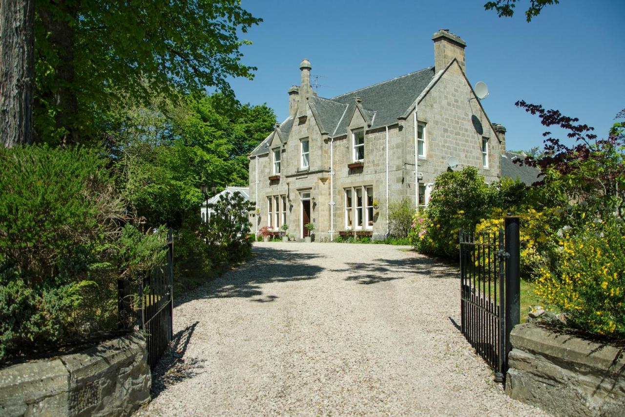 Grantown-on-Spey Ravenscourt House, Guest House מראה חיצוני תמונה